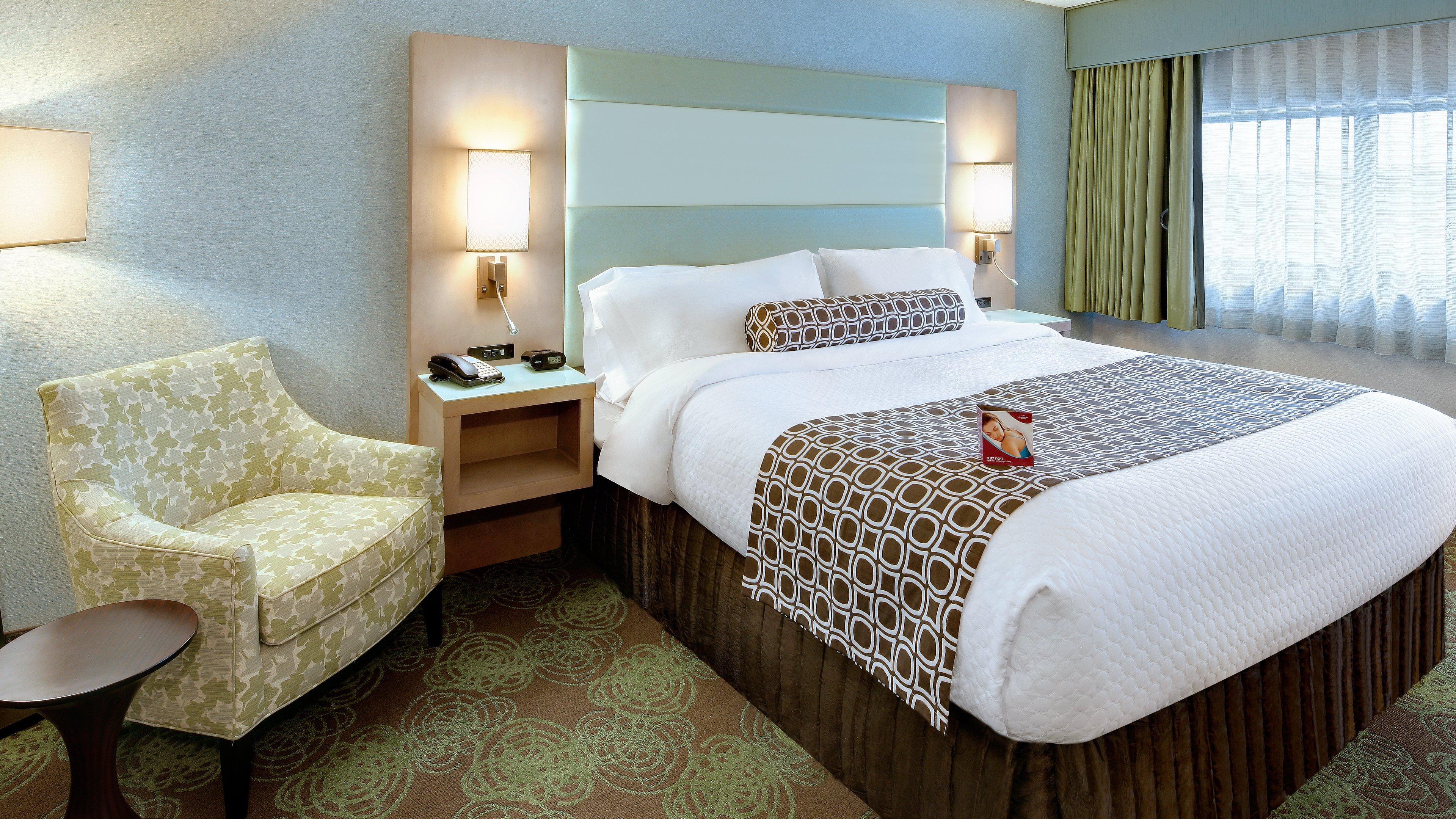 Отель Crowne Plaza Lansing By Ihg Экстерьер фото